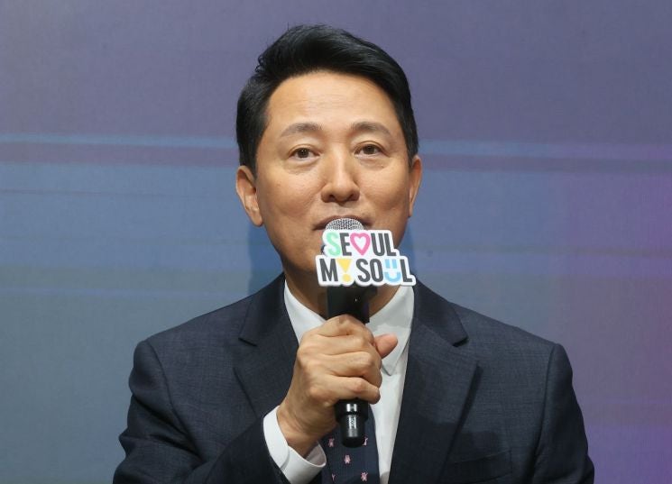 <b>오세훈</b> "<b>강북 재개발</b> 부진은 민주당 책임"