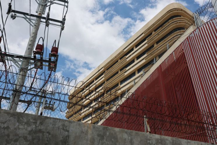 16일(현지시간) 캄보디아 프놈펜 인근 범죄단지로 알려진 '망고단지'의 모습. 연합뉴스