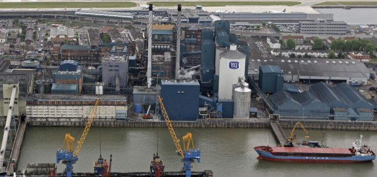 1878년부터 영업 중인 테이트 앤 라일의 영국 런던 정제 공장. ASR 그룹 홈페이지