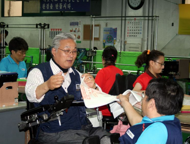 ȯ () 40 ⿡   ȸ Ȯϸ ڸ ߽    ࿡  η HD1% 3ȸ HDƳʻ  ƴ. HD