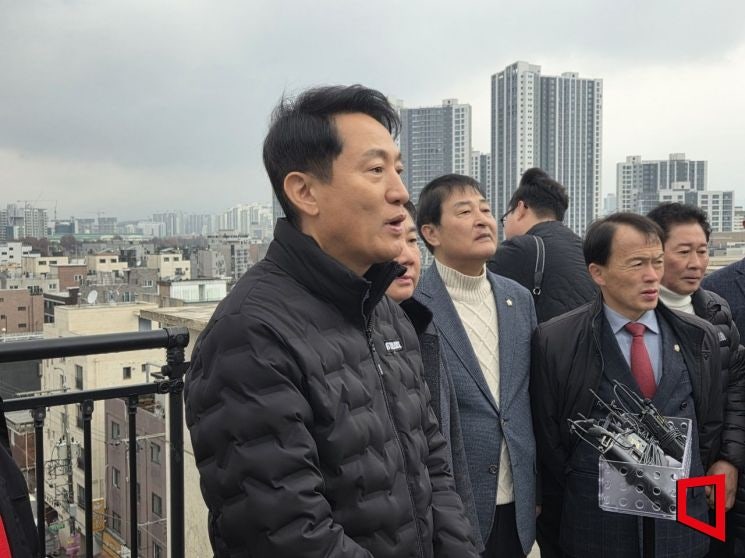 오세훈 "10·15 <b>규제</b>에 <b>모아타운</b> 이주 주민 난감…<b>LTV</b> 한시 유예 건의"