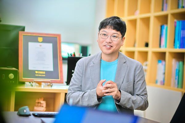 손석균 경희대 물리학과 교수. 경희대학교