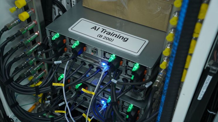 KT클라우드의 AI 이노베이션 센터에서 B200 GPU AI.KT클라우드 제공