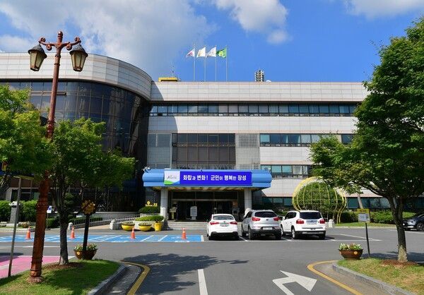 전남 장성군청 전경.