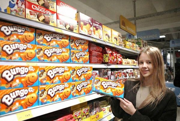 러시아 '텐더' 매장 참붕어빵 진열 이미지.오리온