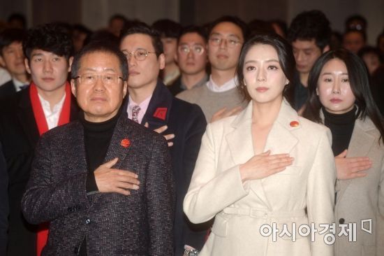 홍준표 전 대구시장(왼쪽)과 배현진 국민의힘 의원. 문호남 기자 munonam@