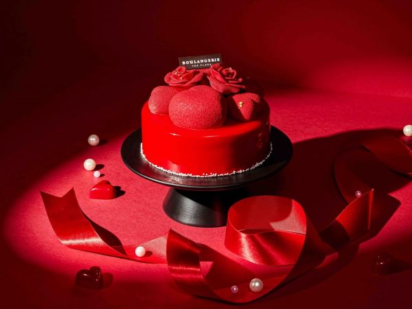 더 플라자 밸런타인데이 케이크. 한화호텔앤드리조트