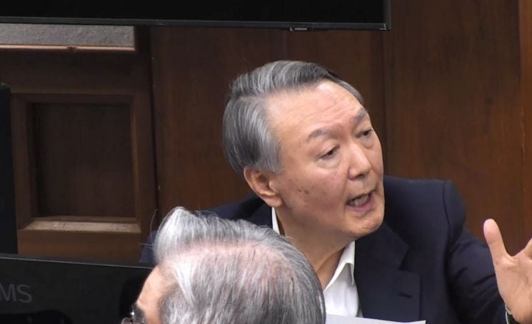 윤석열·김건희, 설날 나란히 '옥중 떡국'…접견도 제한