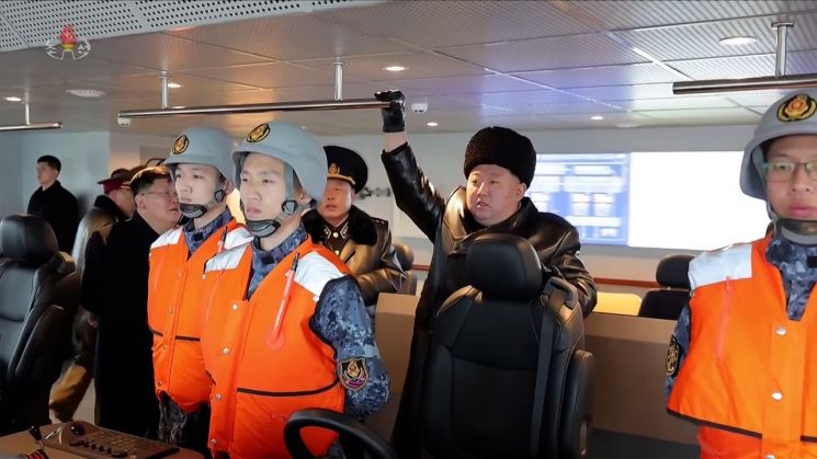 美서 '살 떨리는' 보고서 나왔다 "北핵탄두 소형화 이미 성공 가능성"