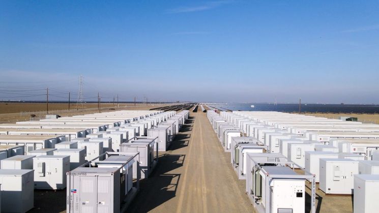 LG에너지솔루션 전력망 에너지저장시스템(ESS) 설치 현장.LG에너지솔루션