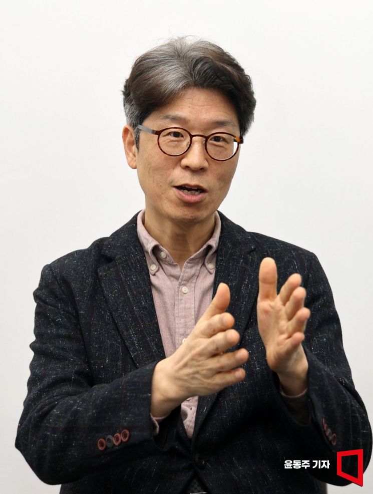 황병선 빅뱅엔젤스 대표가 아시아경제와 인터뷰를 하고 있다.윤동주 기자