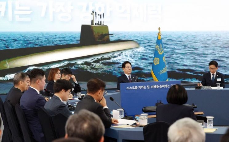 한화오션, '한국형 핵잠수함' 설계 마무리 단계... 이제 바다로!