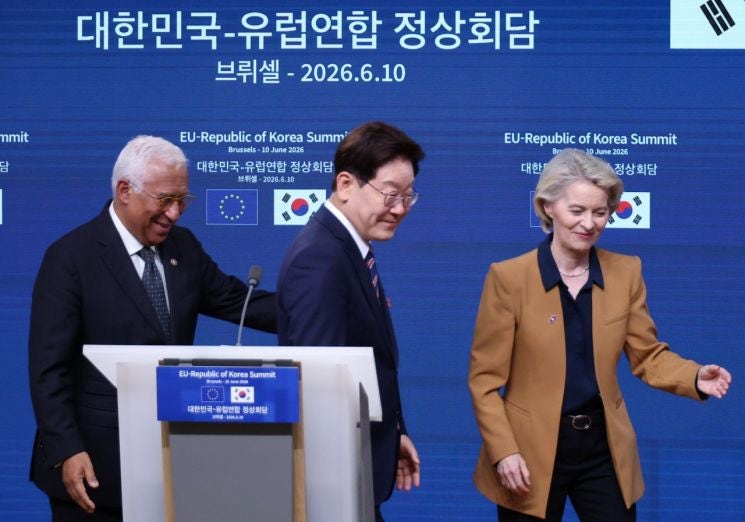 <b>靑</b> "북·러 밀착 규탄은 그간 취해온 입장…긴장완화와 상치되지 않아"