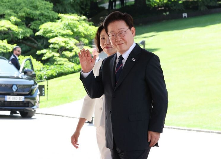 李<b>대통령</b>, 프랑스 에비앙서 <b>G7</b> 정상회의 <b>참석</b>…개발협력·AI 논의