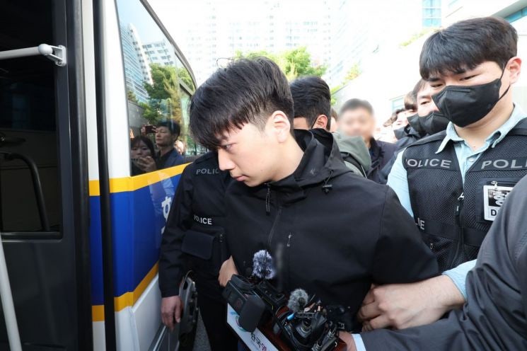 경찰청, '<b>장윤기 사건</b>' 강력팀장 직위해제…서장 <b>대기발령</b>