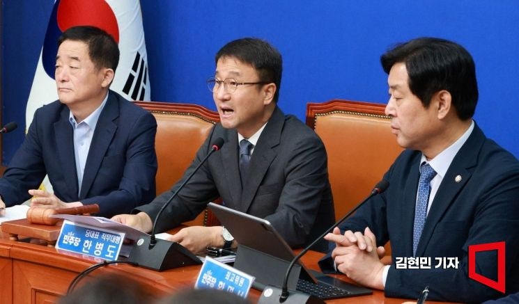 與 종합특검법 본회의 상정 처리 시도…野 <b>필리버스터</b> 맞대응