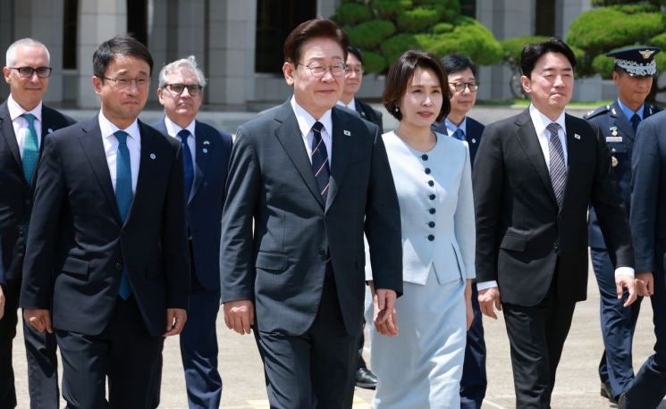 李, 7박11일 미국·남미 순방길…美샌프란서 'AI 동맹' 구축