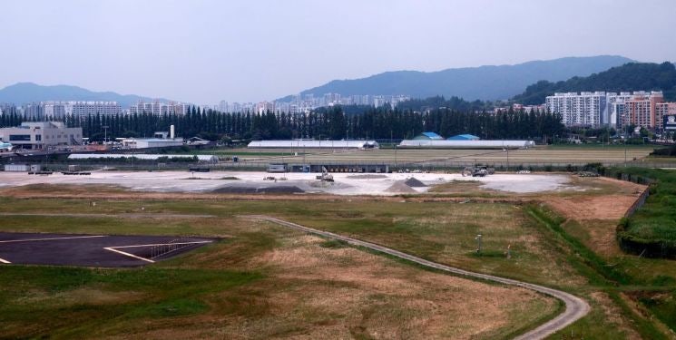 <b>광주군공항</b> 250만평 반도체 국가산단 후보지 <b>지정</b>…'추가 확장' 추진