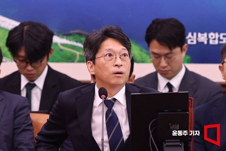 <b>홍지선</b> "토허제 연장 여부, 시장 보고 결정…풀면 집값 상승 부작용도"