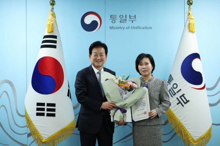 유리천장 깬 탈북민 1호… 남북하나재단 수장에 김영희 전 연구원