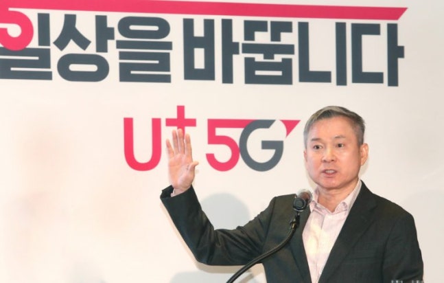 theqoo inserted image