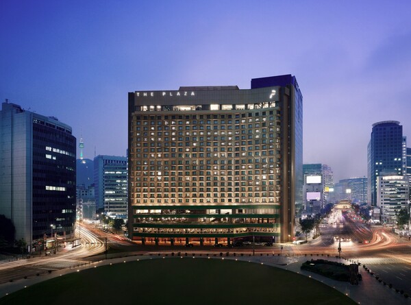 서울 중구 더플라자호텔 전경. 한화호텔앤드리조트와 우리집에프앤비의 주소지가 이곳으로 등록돼 있다. /사진 제공=한화호텔앤드리조트