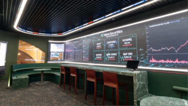 하나증권이 서울 강남 테헤란로에 만든 초고액자산가 전용 점포 'THE센터필드W' 내부 전경. /사진=하나증권