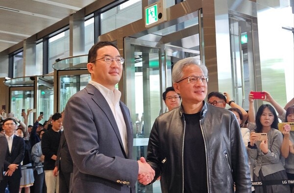 구광모 LG 회장 "젠슨 황이 캘리포니아 초대"…후속 협력 [현장+]