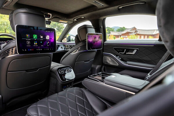 더 뉴 메르세데스-벤츠 S 580 4MATIC Long 뒷좌석 인테리어. /사진 제공=벤츠코리아