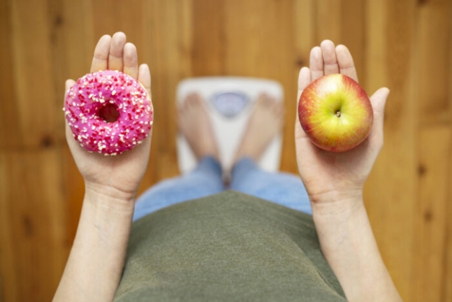 식사할 때마다 칼로리를 살피고 식사량을 줄이는 등 노력하지만 ‘빈 칼로리(Empty Calorie)’ 식품을 자주 먹는다면 다이어트 효과가 적을 수밖에 없다. 빈 칼로리는 영양가는 없고 열량만 높은 식품을 의미한다.