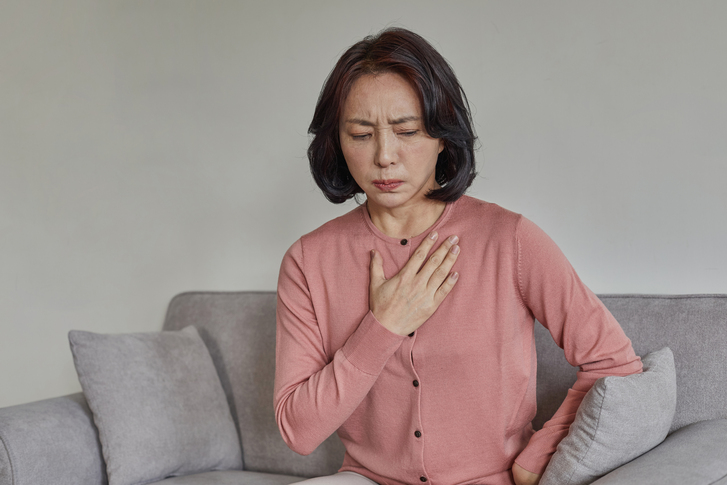 속이 더부룩하거나 체한 기미가 있을 때는 탄산음료 등을 마시지 말고,<a href=