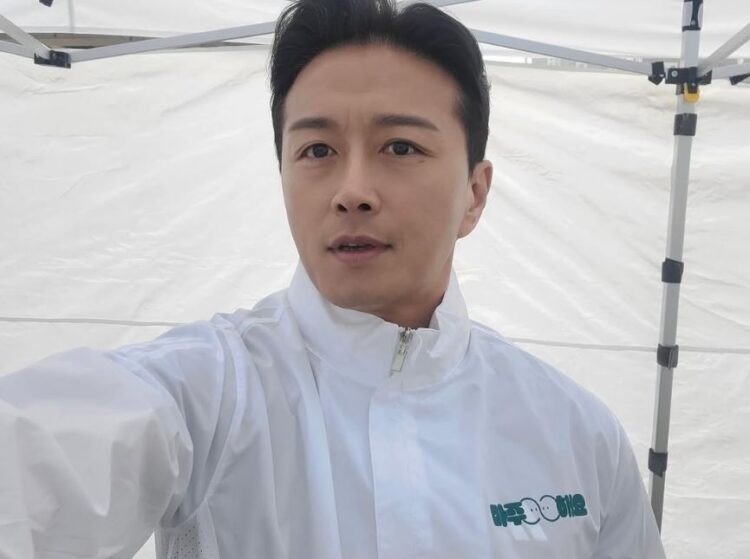 <b>진태현</b>, <b>갑상선암</b> 투병 고백…“<b>수술</b> 받고 잘 이겨낼 것”
