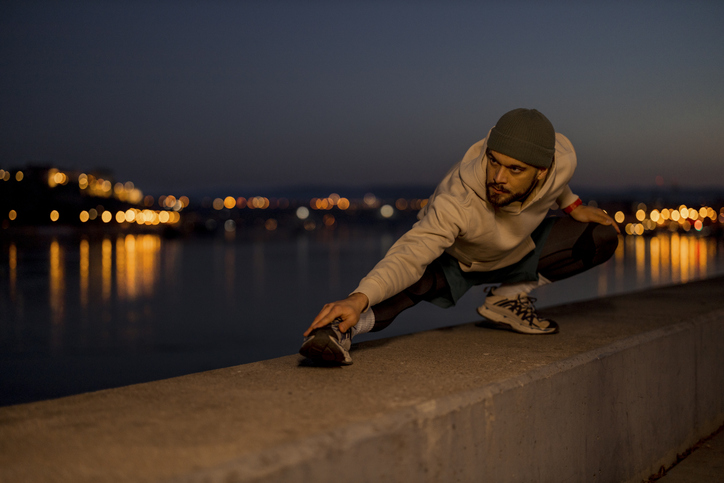 늦은 밤이나 새벽 시간에 하는 운동은 수면 부족을 초래할 수 있어 건강에 해롭다. [사진= 게티이미지뱅크]