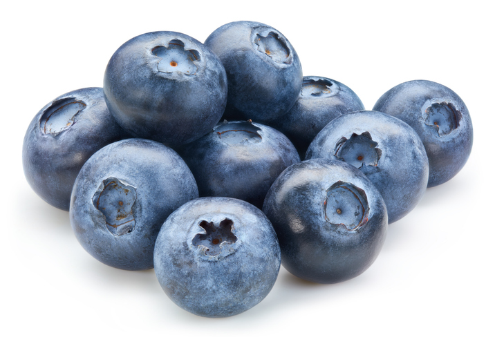 베리나 블랙베리와 같은 검은 색깔의 베리류는 안토시아닌 성분이 풍부해 황반변성이나 백내장의 위험을 방지하거나 늦춘다. 사진=게티이미지뱅크