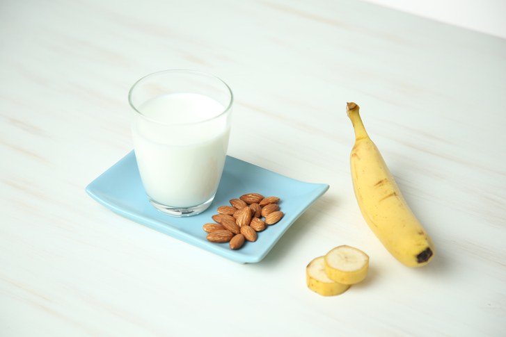 견과류와 건과일 등을 골고루 섞어 한줌 정도 먹는 것도 운동 결과를 향상시키는 비결이 된다. 사진= 게티이미지뱅크