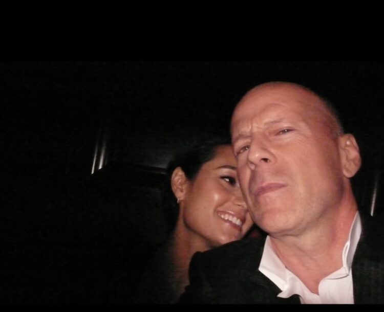 치매 투병 중인 배우 브루스 윌리스의 가족들이 그의 사후 뇌를 기증하기로 결정했다.사진=인스타그램 @emmahemingwillis