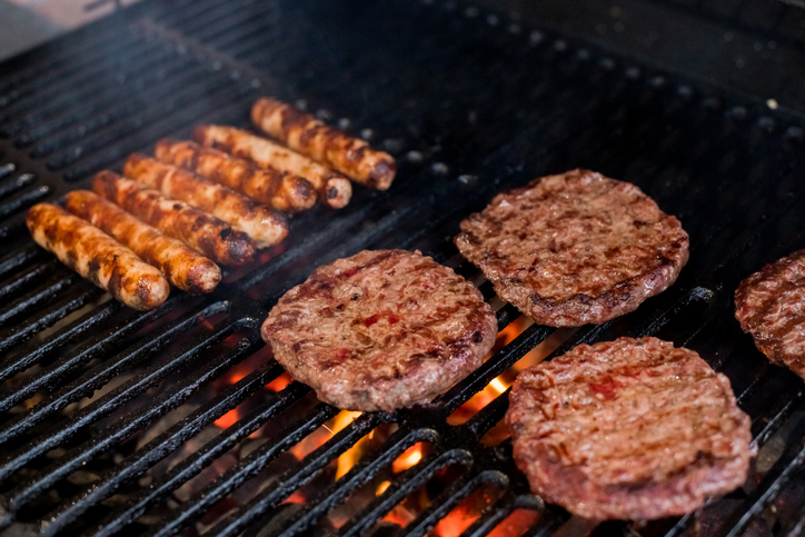 지방도 '좋은' 지방을 먹어야 한다.가공육(햄-소시지-베이컨 등)은 세계보건기구(WHO) 산하 국제암연구소에서 규정한 1군(group 1) 발암물질이기도 하다.사진=게티이미지뱅크