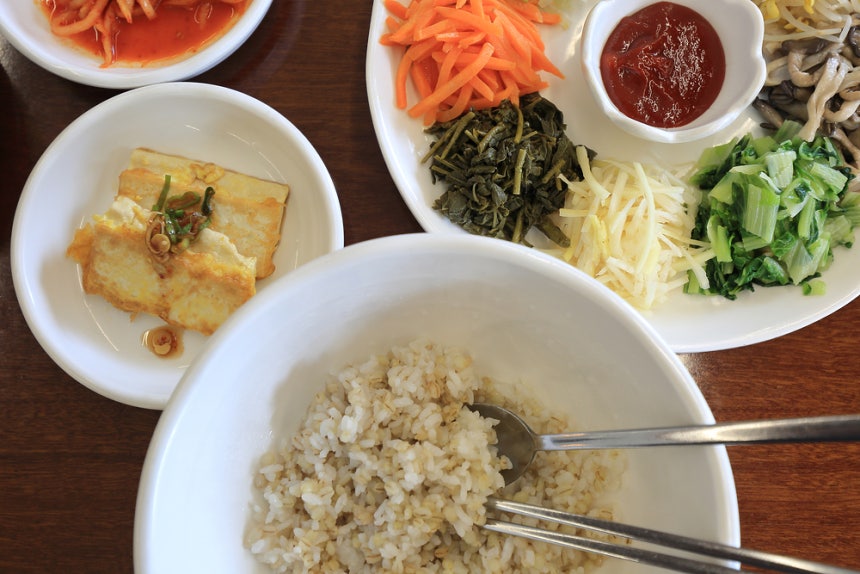 보리,귀리는 식후 혈당이 급격하게 오르는 것을 억제하여 당뇨병 예방-관리에 도움이 된다.사진=클립아트코리아