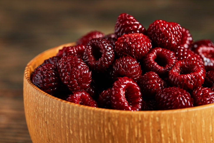 산딸기의 사포닌 성분은 콜레스테롤 대사를 촉진해 혈관에 축적되는 것을 막아주는 작용을 한다.사진= 게티이미지뱅크