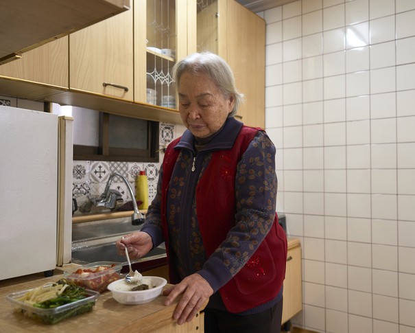 "혼밥, 며칠째인가요?”…일본이 외로움을 특히 중요하게 본 이유 | 인스티즈