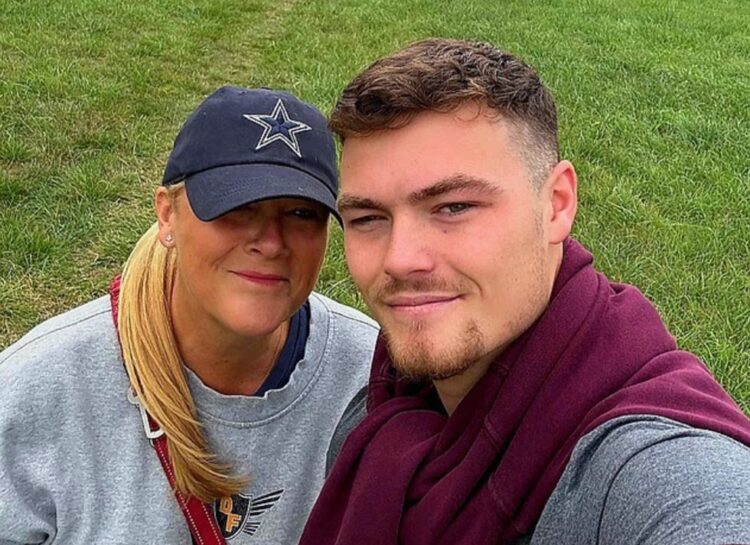 ������ �ǰ��ߴ� 21�� ���� �������� ������ ������ �ް� 3���� ���� ����� ��Ÿ��� �翬�� ��������. ������ ������ ������ ��ӴϿ� �Բ� �ִ� ���. /����=���ϸ�����