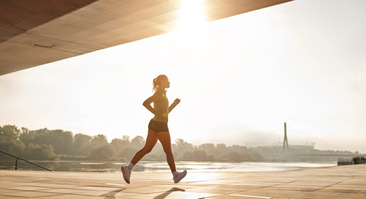 자신의 크로노타입에 맞춰 운동 시간을 조절하면 심혈관질환 위험을 더 효과적으로 낮출 수 있다는 연구 결과가 나왔다.사진=게티이미지뱅크