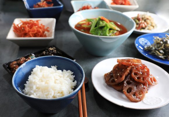 반찬에 설탕을 많이 넣는 식당을 자주 찾으면 혈당-체중 관리에 어려움을 겪을 수 있다.사진=게티이미지뱅크