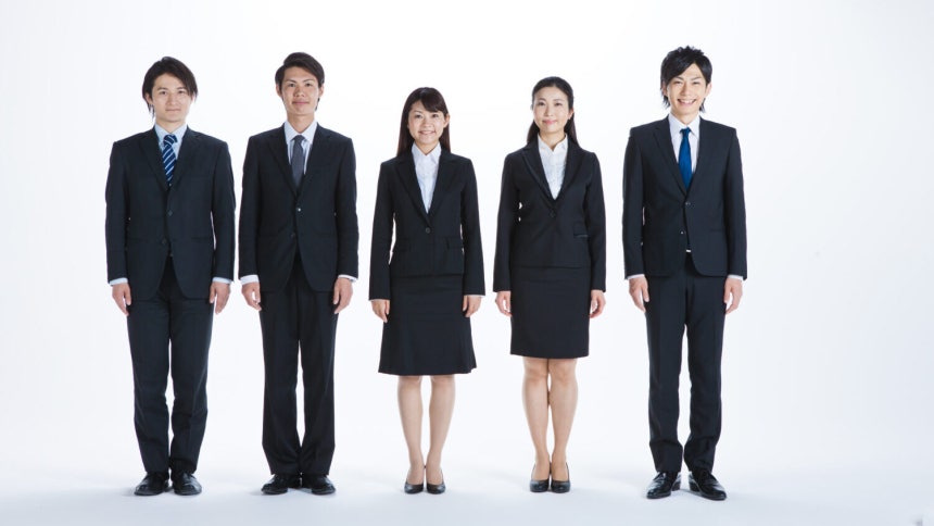 두 발을 바닥에 안정적으로 디디고 양쪽에 체중을 균등하게 실어야 한다.사진=게티이미지뱅크