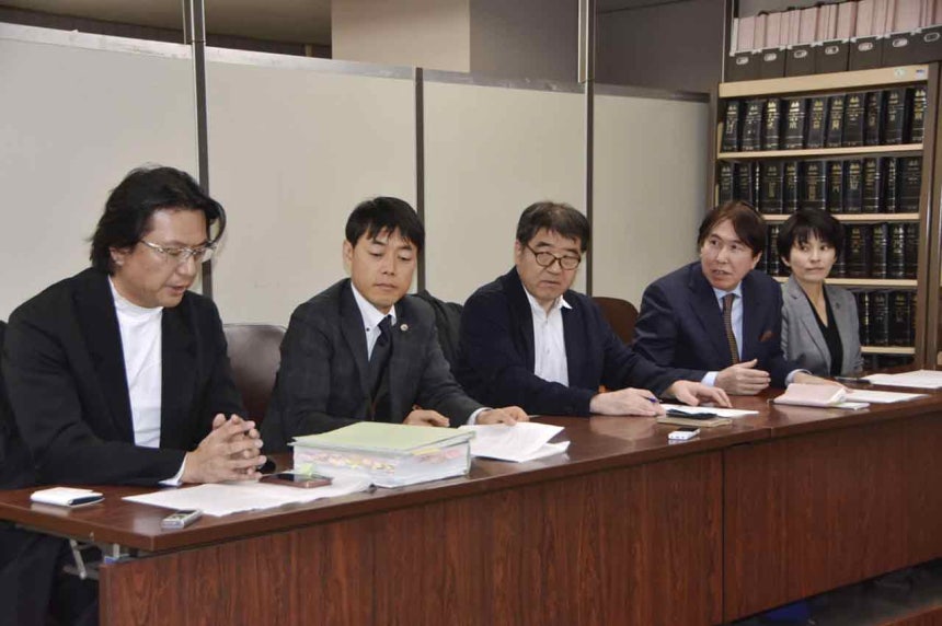 일본 ‘통일교 피해 대책 변호인단’이 2023년 12월14일 도쿄에서 기자회견을 열고 있다. ©교도통신