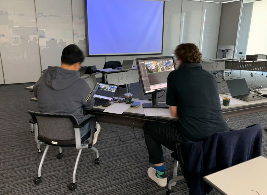 2020년 10월24일, CCTV 영상을 분담해 살펴보는 쿠팡 직원들. ©이용우 더불어민주당 의원실 제공