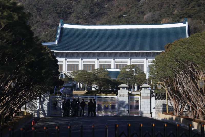 오늘부터 다시 <b>청와대</b> 시대...용산 이전 3년7개월만