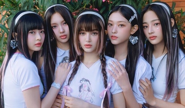 뉴진스 멤버 하니(좌측부터), 혜인, 다니엘, 해린, 민지 ⓒ어도어