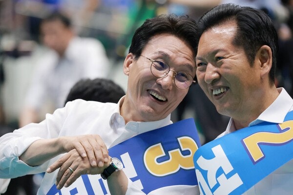 민주당, 오늘 서울·경기 <b>경선</b>… <b>김민석</b> 굳히기냐 <b>정청래</b> 뒤집기냐