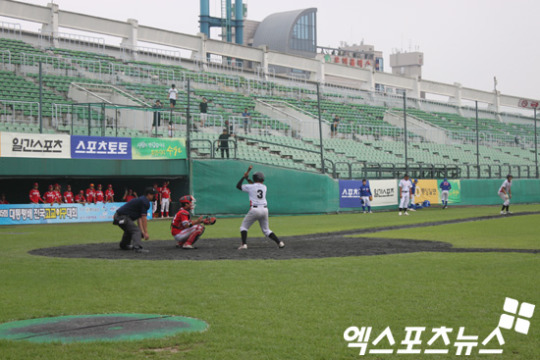 [대통령배 고교야구] 북일고, 야탑고 결승전 '한 판 승부'